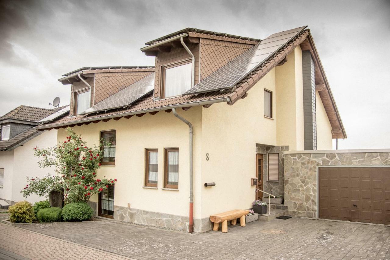 Haus Helene Apartment Ochtendung Bagian luar foto